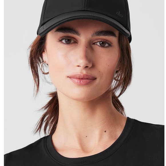 ALO Yoga Off Duty Satin Black Women's Hat - Picture 2 of 3